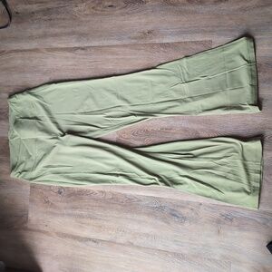 Groove Super-high rise flared pants